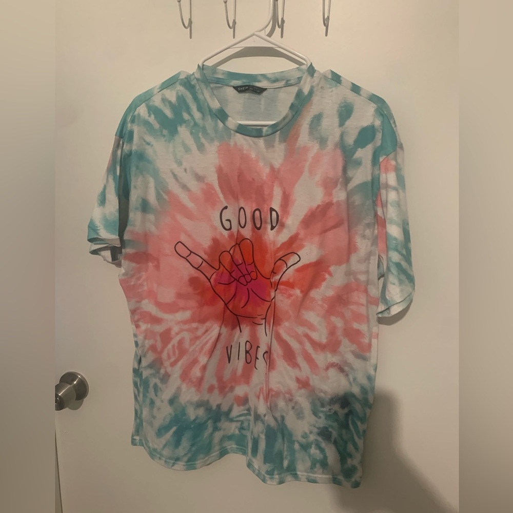 Good vibes t-shirt